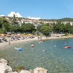 In Toller Lage- 10m Vom Entfernt By Interhome * Crikvenica