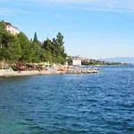 In Toller Lage- 10m Vom Entfernt By Interhome Crikvenica