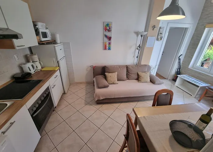 Lejlighed In Toller Lage- 10m Vom Entfernt By Interhome Crikvenica