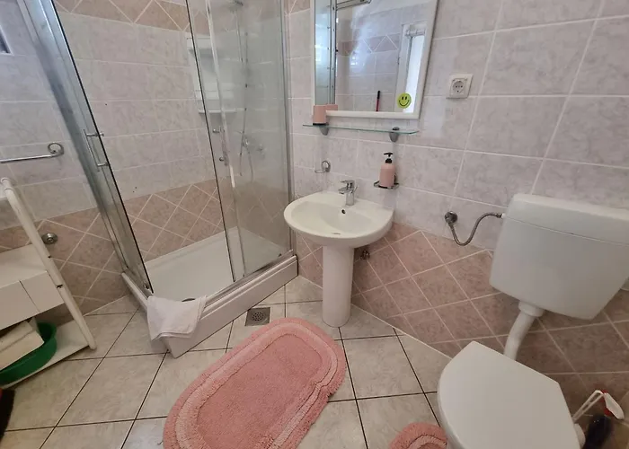 In Toller Lage- 10m Vom Entfernt By Interhome Lejlighed *