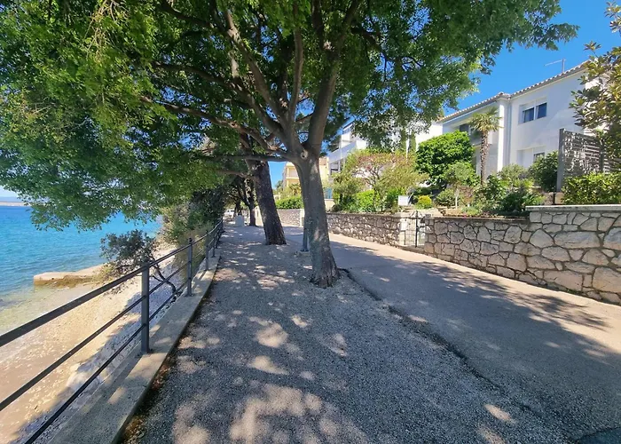In Toller Lage- 10m Vom Entfernt By Interhome Lejlighed Crikvenica