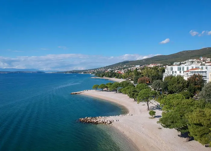 In Toller Lage- 10m Vom Entfernt By Interhome Crikvenica
