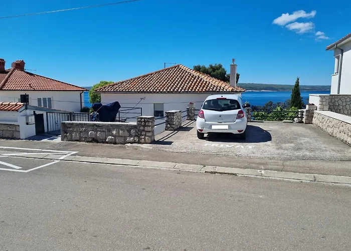 In Toller Lage- 10m Vom Entfernt By Interhome Crikvenica